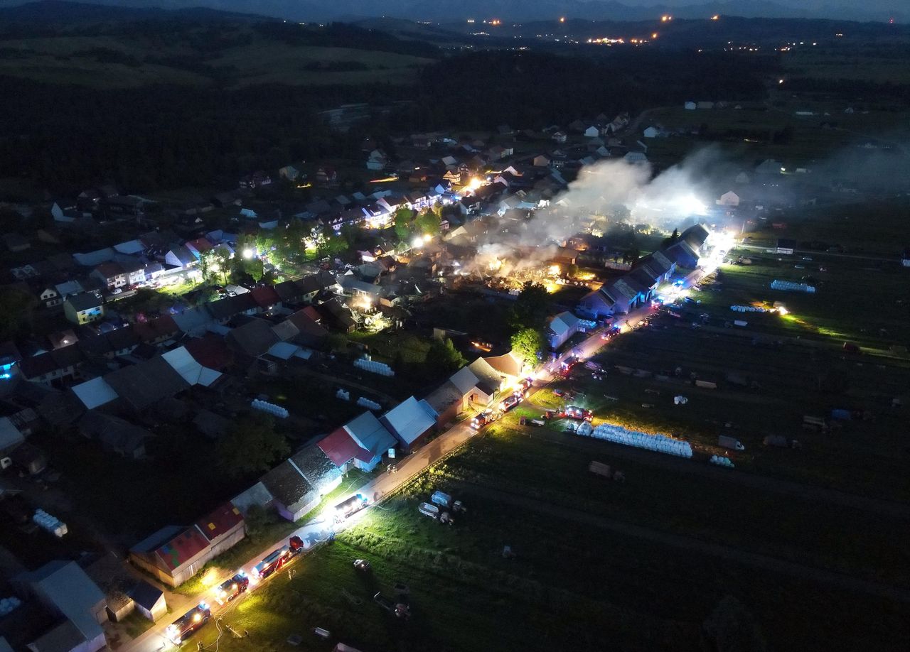 Miejsce pożaru we wsi Nowa Biała (Fot. PAP/Grzegorz Momot)