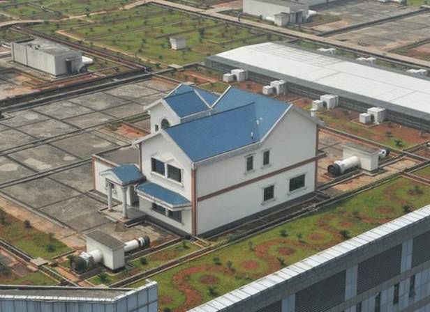 Domy na dachu centrum handlowego w Zhuzhou (Fot. 20min.ch)