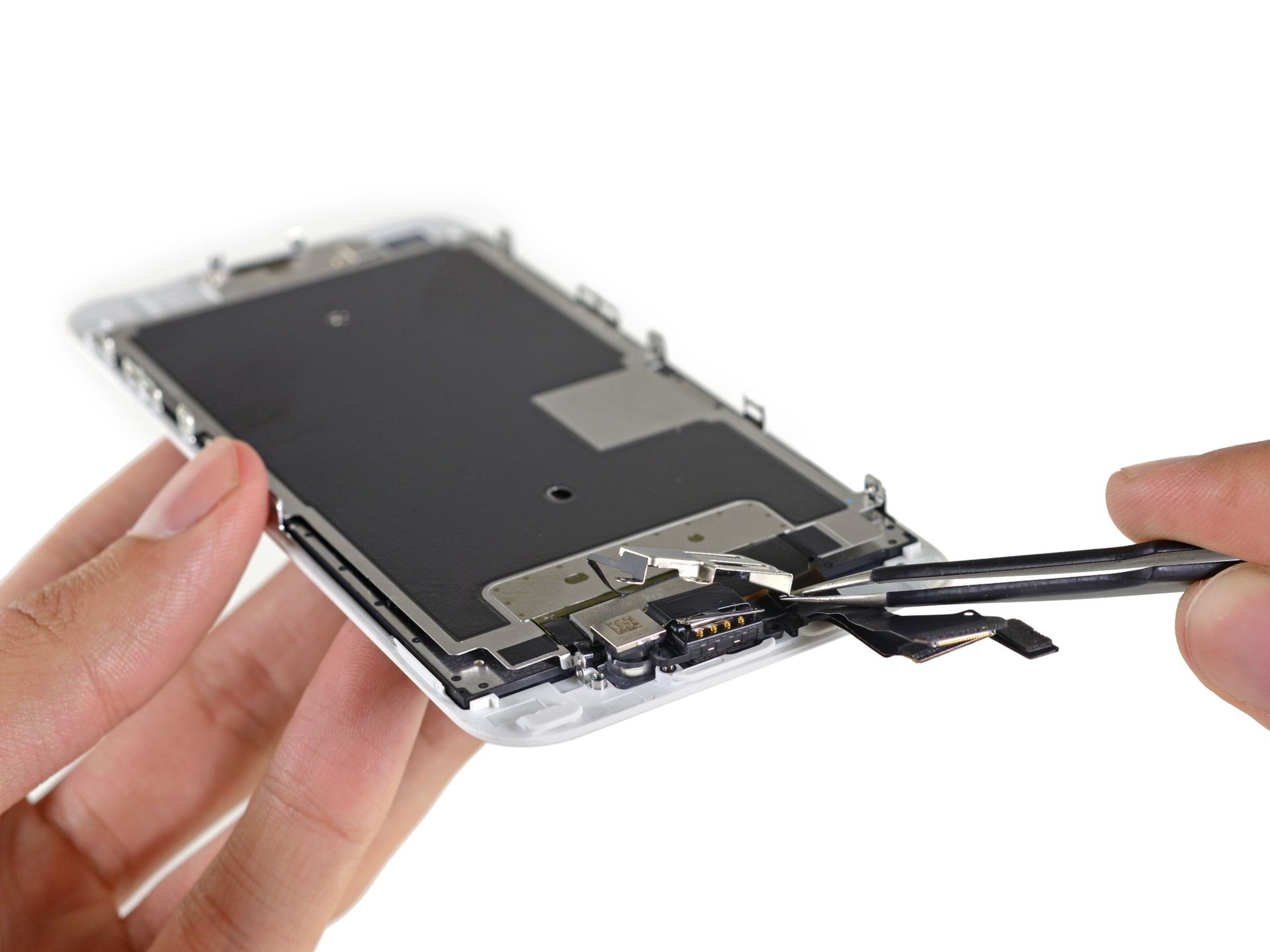 Czy iPhone 6s jest łatwiejszy w naprawie niż flagowce Samsunga, LG oraz HTC? 7
