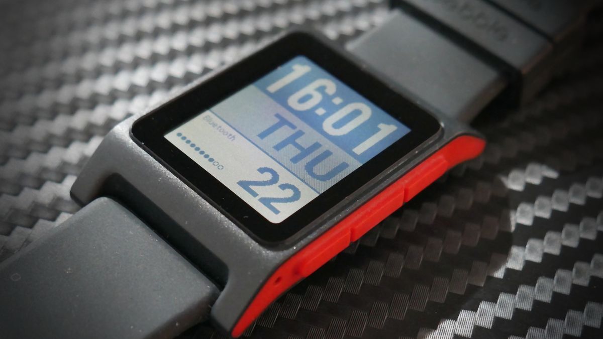 Fitbit zapowiada koniec smartwatchy Pebble. Klienci nie chcą się na to zgodzić 1