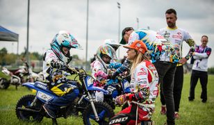 Marzena Chrostek była jedyną kobietą w polskim supermoto. Dziś uczy małe dzieci jazdy na motocyklu