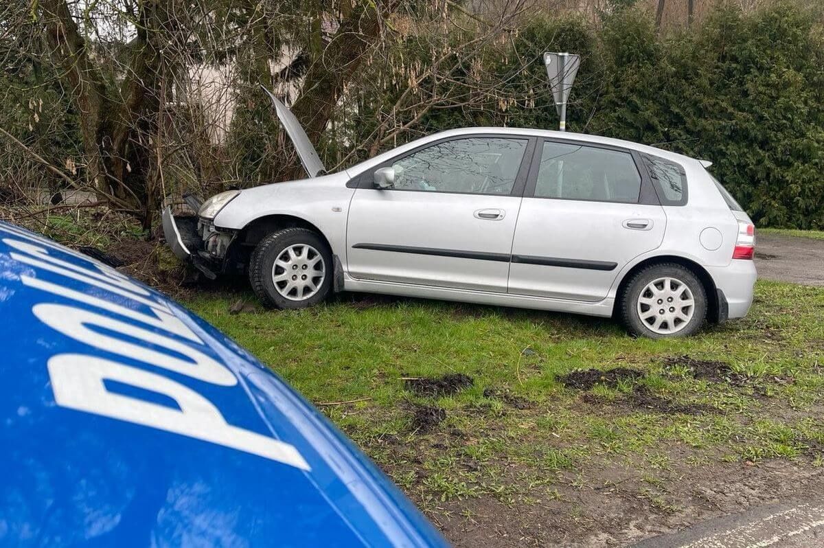 Honda wypadła z drogi