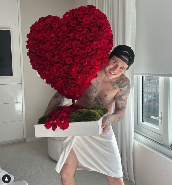 Brooklyn Beckham z wielkim sercem