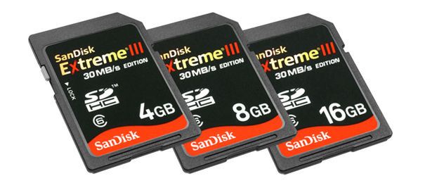 30 MB/s transferu karty SanDisk Extreme III