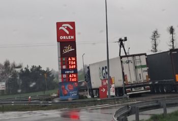 Ceny paliw w Małopolsce. Wyraźne spadki. Mamy zdjęcia