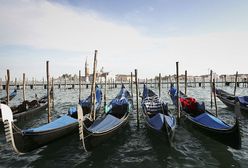 Koronawirus we Włoszech. W Wenecji wioślarki pomagają potrzebującym. Jedzenie rozwożą gondolami