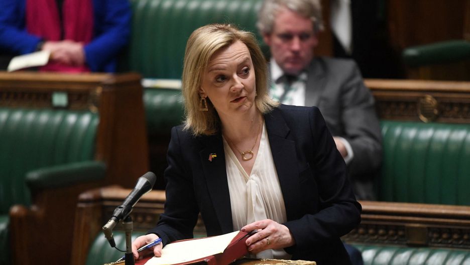 arch50A handout photograph released by the UK Parliament shows Britain's Foreign Secretary Liz Truss making a statement on the release from Iran of Nazanin Zaghari-Ratcliffe and Anoosheh Ashoori, in the House of Commons in London on March 16, 2022. - Two British-Iranians flew home on Wednesday after being released from years of detention in Iran, as the UK government confirmed it had paid a longstanding debt over a cancelled defence contract. "Nazanin Zaghari-Ratcliffe and Anoosheh Ashoori will return from Iran today," British Foreign Secretary Liz Truss said. "They will be reunited with their families and loved ones." (Photo by JESSICA TAYLOR / various sources / AFP) / RESTRICTED TO EDITORIAL USE - NO USE FOR ENTERTAINMENT, SATIRICAL, ADVERTISING PURPOSES - MANDATORY CREDIT " AFP PHOTO / Jessica Taylor /UK Parliament"JESSICA TAYLOR