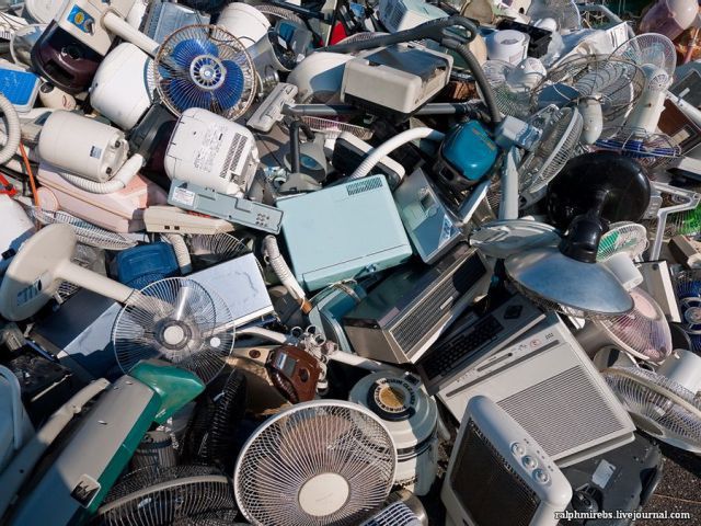 Japońskie cmentarzysko starych technologii 6