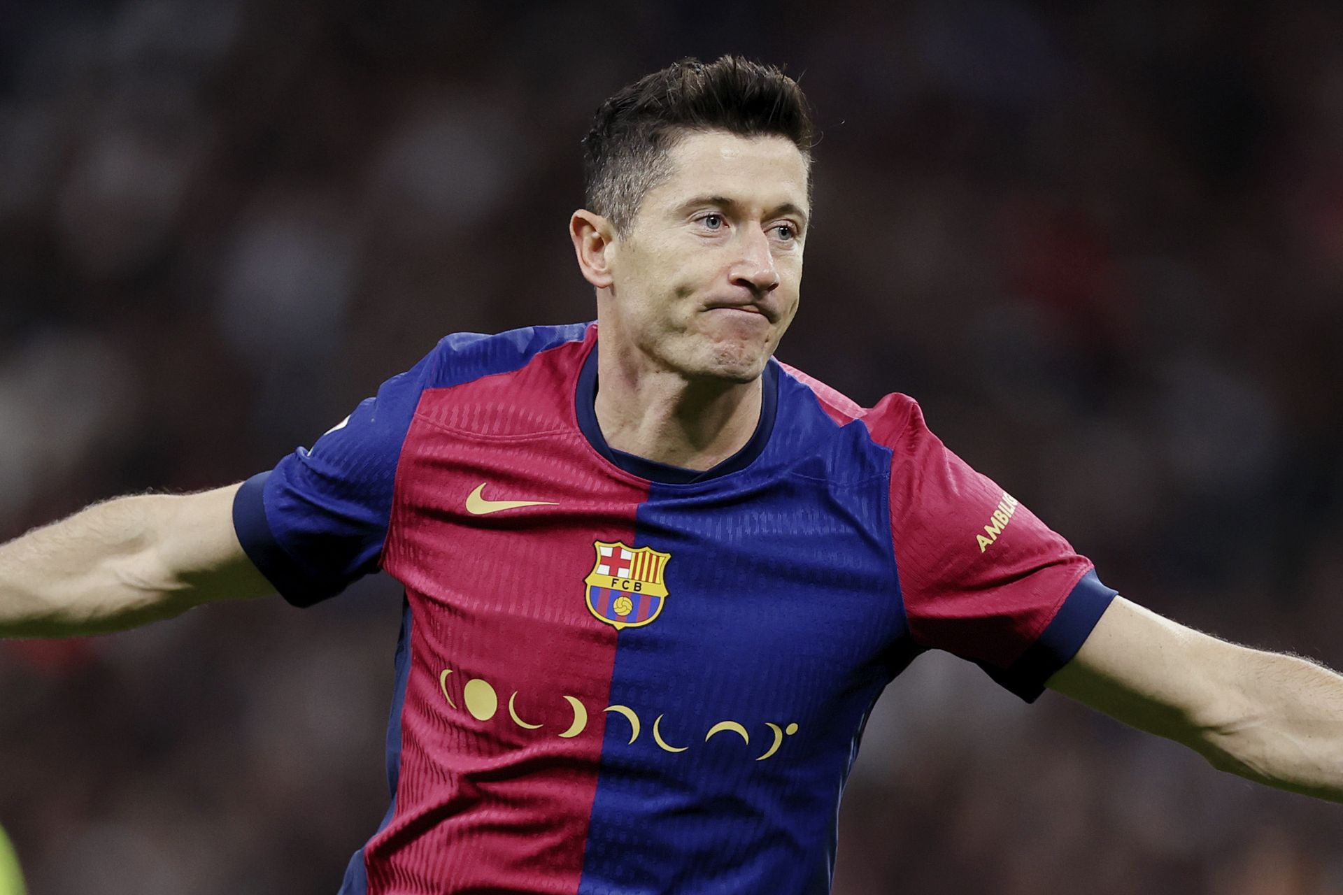 Lewandowski na okładkach hiszpańskich gazet: Czekają na jego występ w Lidze Mistrzów