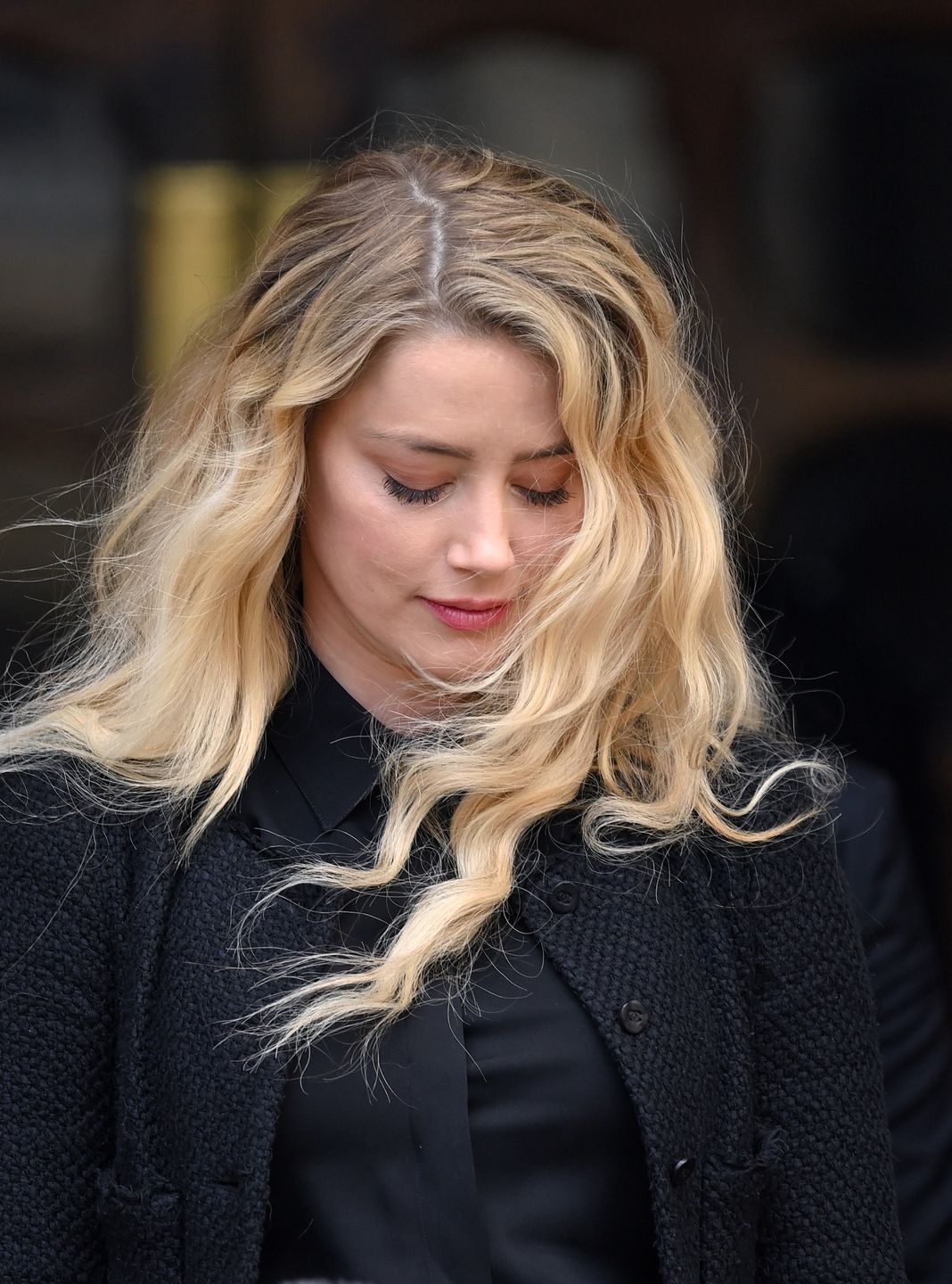 Amber Heard ujawnia kolejne dowody w sądzie. Pokazała szokujące zdjęcia 