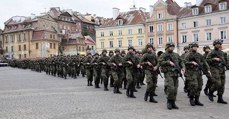 W piątek zamkną dla ruchu plac Zamkowy – AKTUALIZACJA