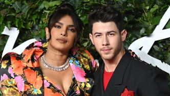 Nick Jonas i Priyanka Chopra pokazali pierwsze zdjęcie córki: "Spędziła ponad 100 DNI na intensywnej terapii" (FOTO)