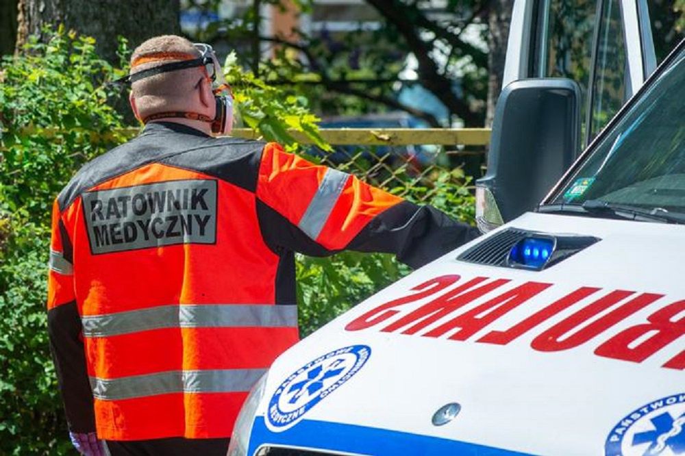 Jarocin. Córka wezwała służby. Ojciec martwy, matka umierająca