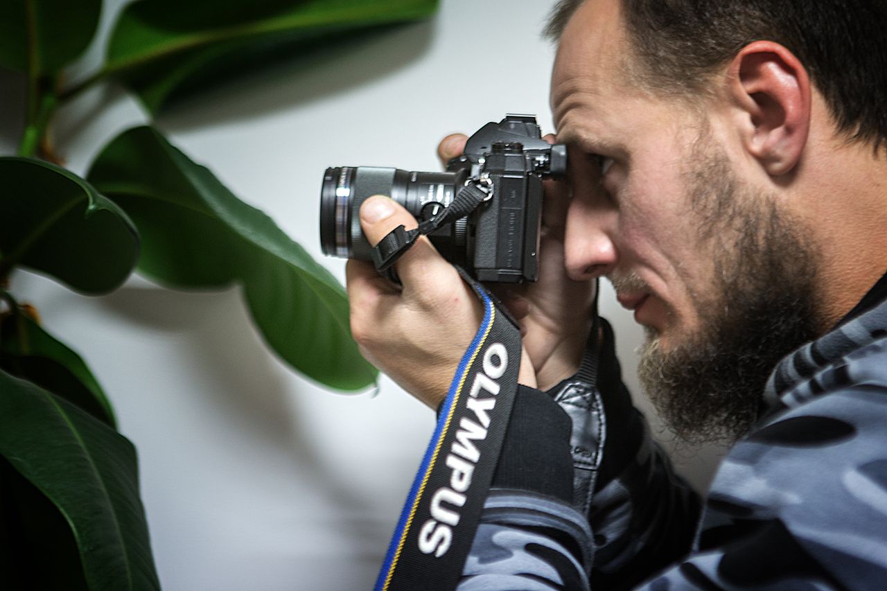 Arkadiusz Makowski fotografuje Olympusem E-M1.