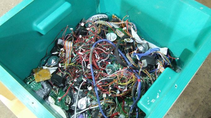 Co można zrobić ze starej, niepotrzebnej elektroniki? 1