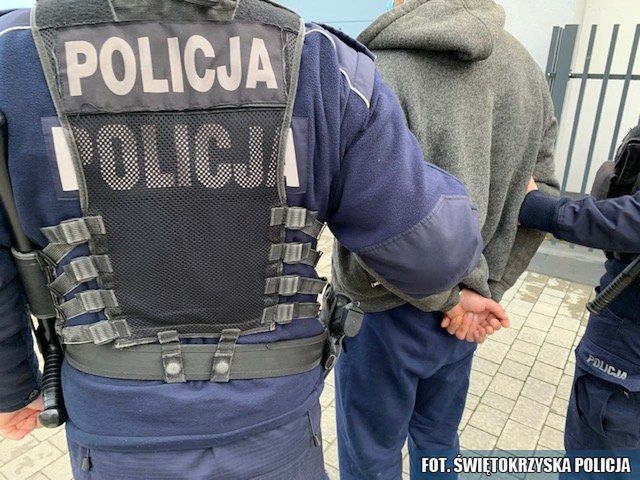 Areszt za zabicie psów ze szczególnym okrucieństwem