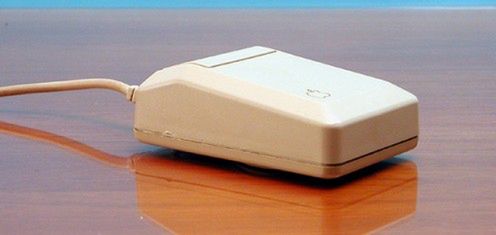 Od Macintosh Mouse po Magic Mouse, czyli ewolucja gryzonia Apple 2