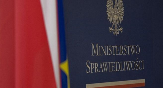 Resort sprawiedliwości chce zatrudnić kierownika wydziału nowych mediów. Jaka pensja?