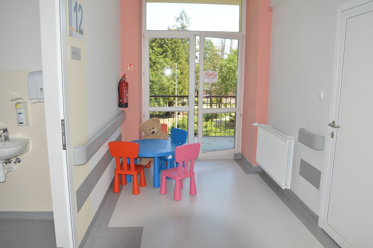 Proszowice: Powiat reaguje na trudną sytuację personelu sprzątającego