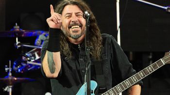Foo Fighters w Warszawie. Stadion świecił pustkami. "Największa porażka organizatora"