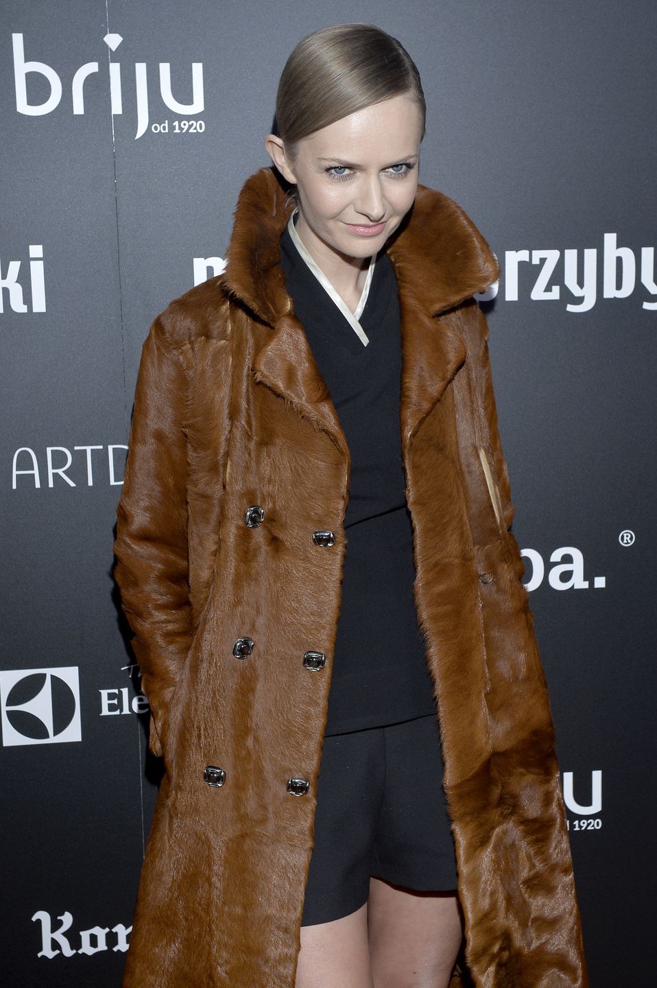                                 pokaz Mariusza Przybylskiego, fryzura, wet look, Katarzyna Stankiewicz