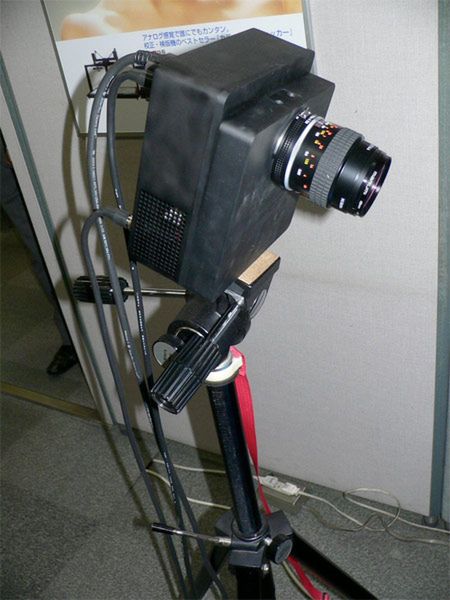 PaPaLaB's YC-3300 - kamera, która widzi tyle, co ludzkie oko 2