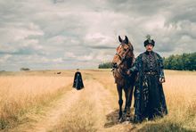 Nowy zwiastun kolejnego sezonu "1670" na Netfliksie 