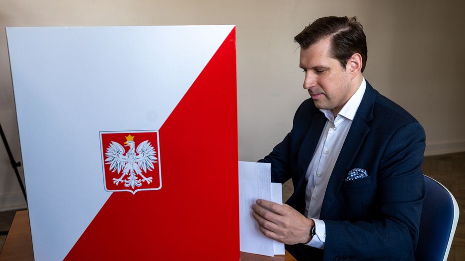 Tobiasz Bochenski, the Law and Justice candidate for mayor of Warsaw, is voting during the local elections in Warsaw, Poland, on April 7, 2024. (Photo by Andrzej Iwanczuk/NurPhoto via Getty Images)