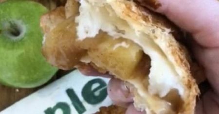 Przepis na ciastko jabłkowe. Smakuje zupełnie jak z McDonald's