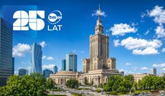 Wielki finał urodzinowej trasy TVN24 przed Pałacem Kultury i Nauki w Warszawie
