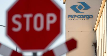 Tak reaguje kurs PKP Cargo na wniosek spółki do sądu