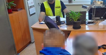 14-latek łapał kobiety za pośladki. Sprawa jest rozwojowa