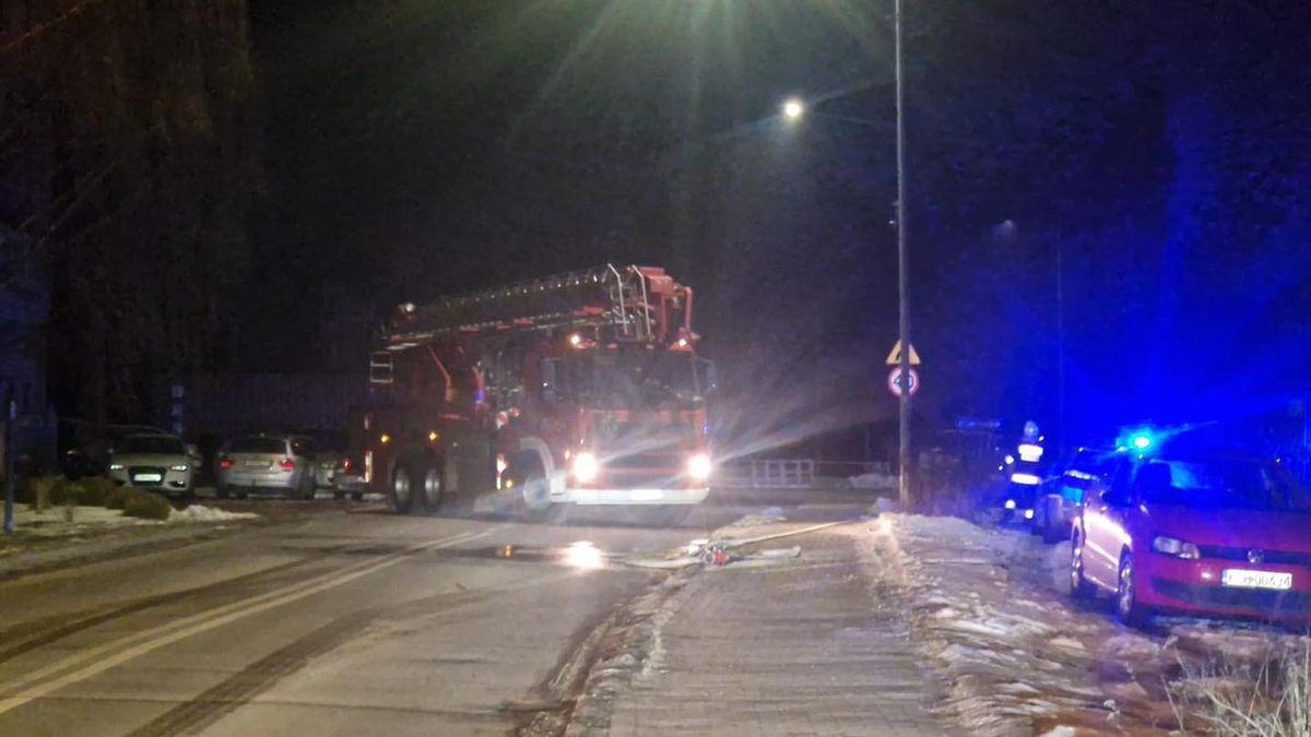 Płonie hala magazynowa w Trzebini