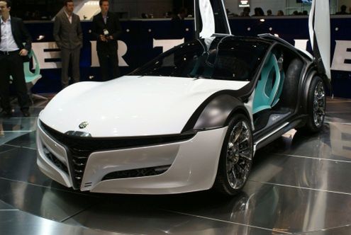 Alfa Romeo Pandion - zjawiskowy koncept w ruchu