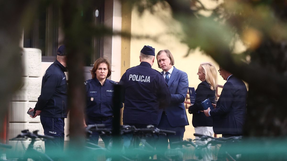 Polską wstrząsnęły ataki nastoletnich nożowników. Mamy głos ABW