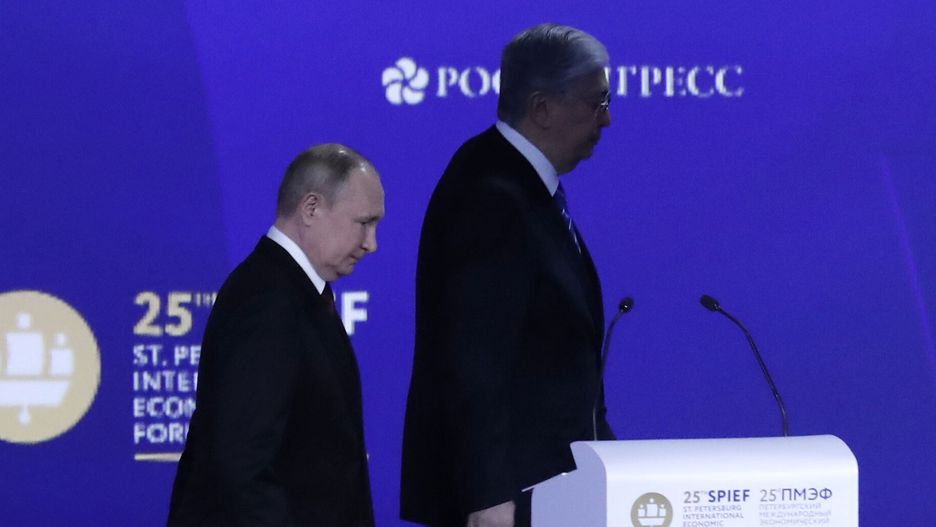 opóźnione piątkowe przemówienie prezydenta Rosji Władimira Putina podczas dorocznego Międzynarodowego Forum Ekonomicznego w Petersburgu