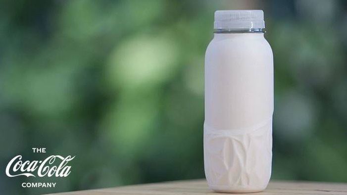 Coca-Cola w papierowej butelce