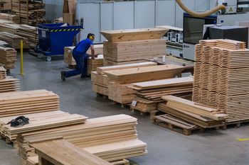 Wolne za 15 sierpnia. PIP: tym pracownikom się nie należy