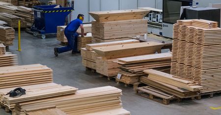 Wolne za 15 sierpnia. PIP ostrzega: nawet 60 tys. zł kary