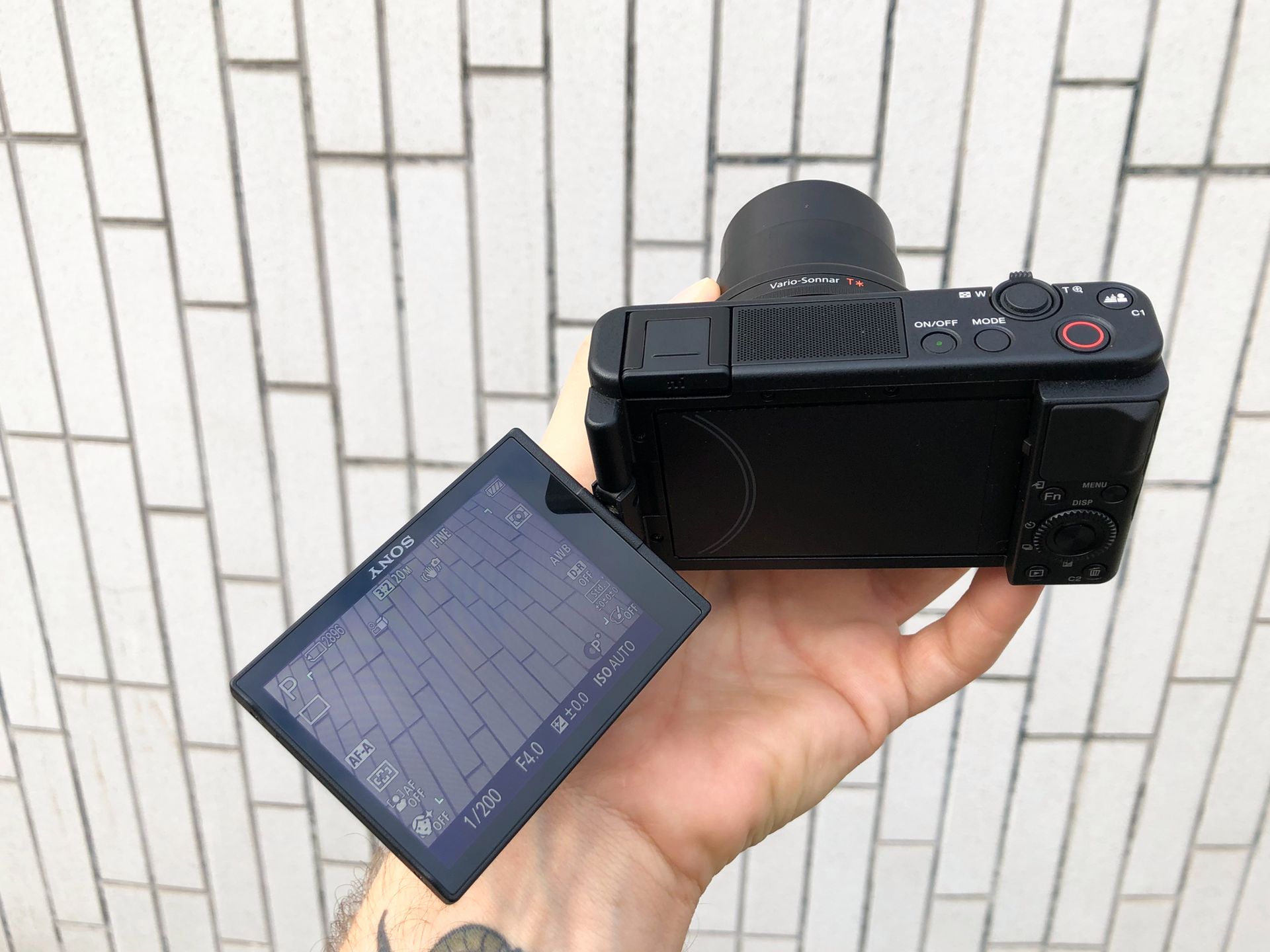 Sony ZV-1, czyli kompakt dla wlogerów w naszych rękach 3