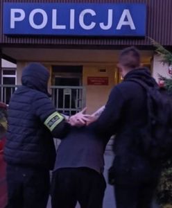 Nożownik zaatakował w autobusie. Ranny 80-latek