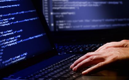 Hakerski atak na strony internetowe firm ministra-miliardera