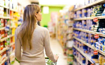 Supermarkety już nie zabijają małych sklepów. Nowe dane GUS