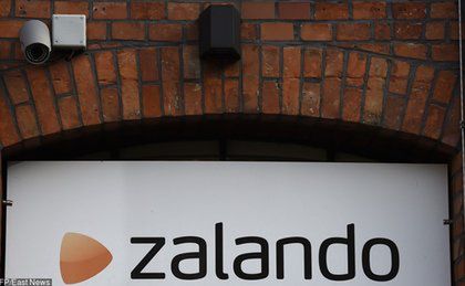 Zalando eksperymentuje z handlem hybrydowym