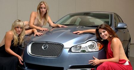 Pierwszy Jaguar XF pójdzie pod młotek!