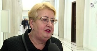 Krzywonos o Szydło: "Jak prezes pstryknie, to ona biegnie. Trzeba mieć do siebie szacunek"