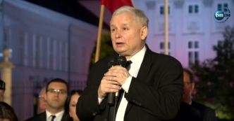 Kaczyński: "Mam dobre wiadomości: powstał komitet budowy pomników"