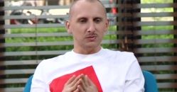 Nagie zdjęcie Poniedziałka trafiło do sieci. "Zaczął atakować dziennikarzy, zamiast się przyznać"
