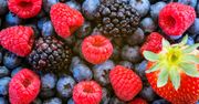 Jedz te owoce jagodowe. Naukowcy zapewniają, że chronią przed rozwojem niektórych nowotworów