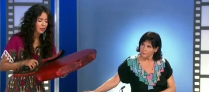 Macademian Girl w Sprawie dla reportera